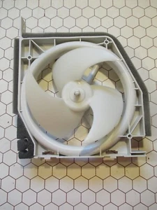 LG Refrigerator Condenser Fan & Motor Assembly EAU63923603 - Picture 1 of 3