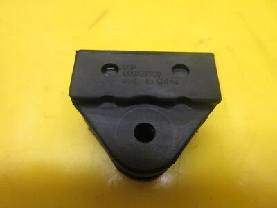 OEM SKI-DOO FREERIDE GSX GRAND TOURING CUADRO TRASERO SUSPENSIÓN ANTIDESLIZANTE TAPÓN DE GOMA Foto 1 de 4