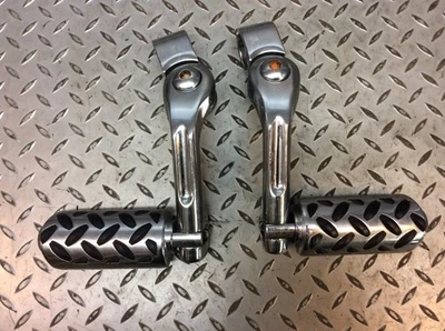 88-25 Harley Davidson Chrome Long Angled Adjustable Highway Peg Mounts Pegs - Image 1 of 4