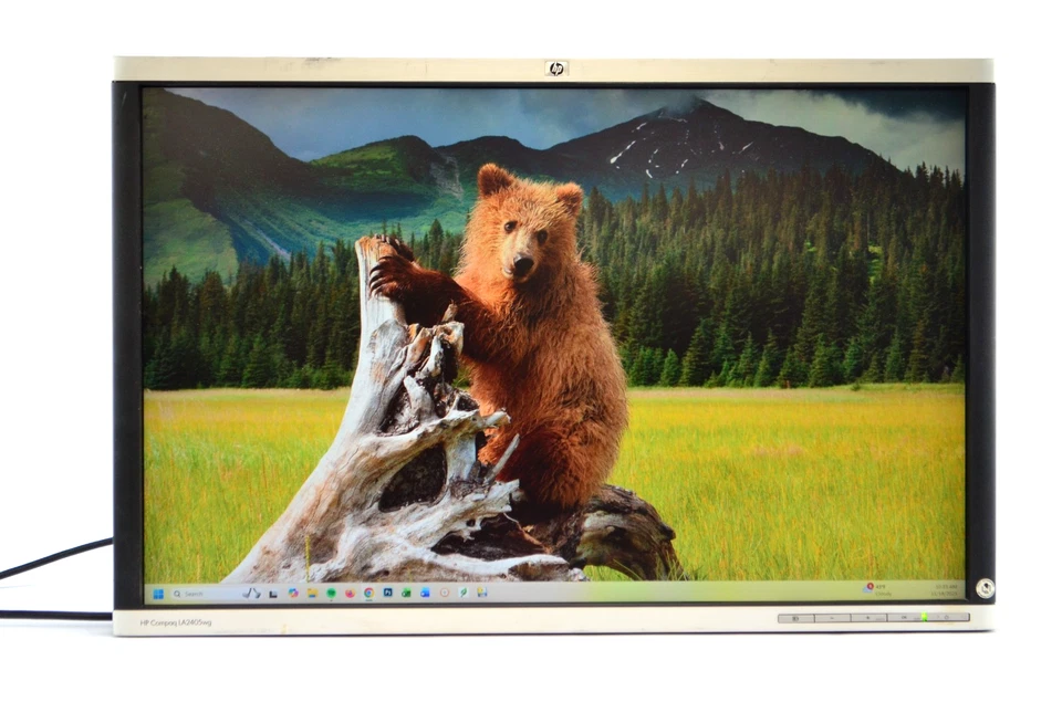 HP Compaq LA2405wg 24" 1920x1200 Widescreen LCD Monitor  DVI VGA DPort No Stand - Image 1 of 4