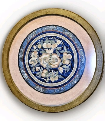 Antique vtg framed 19th century Chinese Tibetan Silk embroidered rank badge  - Image 1 of 4