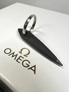 OMEGA Genuine Rubber Date Change Tool for Speedmaster Watch - Picture 1 of 2