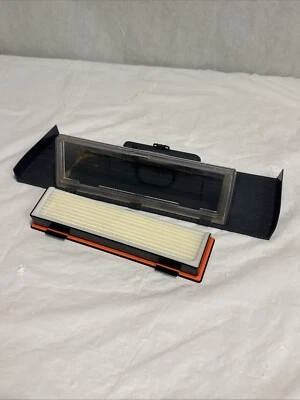 Aspiradora robótica inteligente conectada Neato Botvac D8 *Pieza superior y bote* Foto 1 de 4