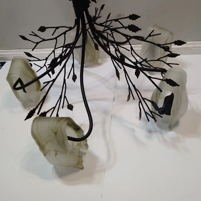 Lámpara de araña de 5 hojas oxidadas ennegrecidas por Elk Lighting acabado negro Foto 1 de 4