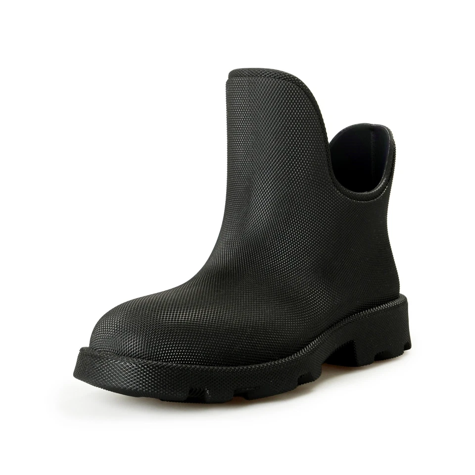 Burberry Marsh Rain Boots Women's Black Solid Textured Round Toe Pull On 36