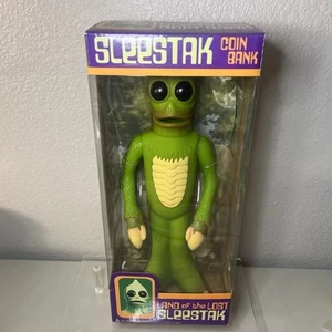 Funko Tierra de los Perdidos SLEESTAK Banco de Monedas Verdes De Pop! Wacky Wobblers Makers! - Imagen 1 de 8