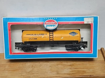 Model Power HO Scale 38 "Fat Albert" Tank Car #9029 Goodyear HO Scale  - Image 1 of 3