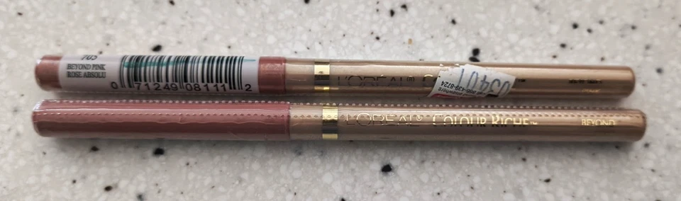 Lot of 2 L'oreal Colour Riche Anti-Feathering Lip Liner, 705 Beyond Pink, Rose - Image 1 of 3