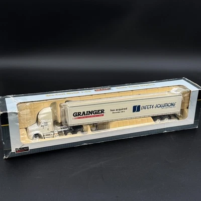 SpecCast International 8600 Diecast Tractor Trailer Grainger 1:64 Scale - Image 1 of 4