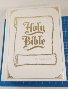 Vintage 1970 Holy New American Bible Catholic Educational Guild C.S.S. Edition - Picture 1 of 17