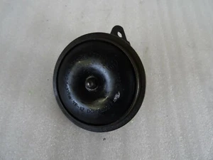 E5. Kawasaki GPZ 500 S EX Horn - Picture 1 of 3