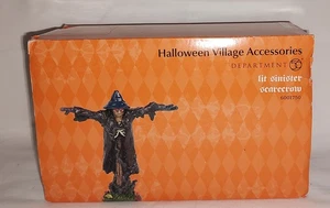 Dept 56 Halloween 'Lit Sinister Scarecrow' 2018-- 6001750 - Picture 1 of 9