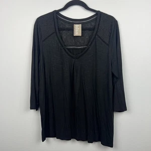 Women’s Dolan Large Ladder Stitch Swiss Dot 3/4 Sleeve Casual Top - Picture 1 of 7