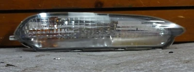 2016-2018 Honda Pilot RIGHT Passenger OEM Bumper Turn Signal Indicator Light - Image 1 of 4