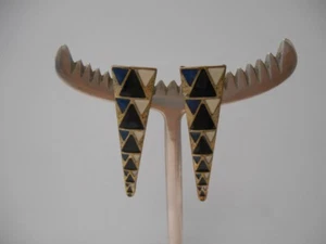 Vtge 80's~Black/White Enamel Cloisonne Triangle Pierced Earrings w/GP Posts - Picture 1 of 4