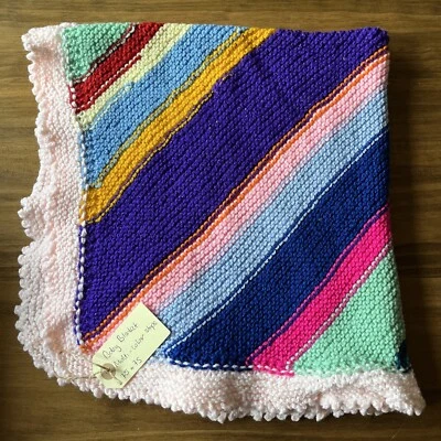 TOTALMENTE NUEVA Manta de bebé tejida a mano RAYAS MULTICOLOR Foto 1 de 2