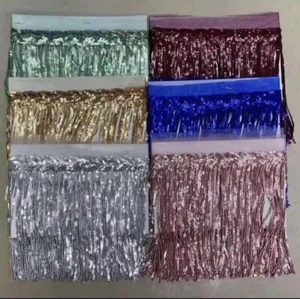 Finitura frange nappa paillettes 20 cm goccia 22 colori diversi - Foto 1 di 38