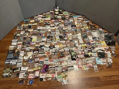 Integy Tamiya Deans Proline Avid MIP Atomik RC Bolink +More RC Lot 240 Packages - Image 1 of 4