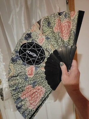 VENTILADOR Slipknot ☆Ventilador de mano. Ventilador plegable Stay COOL Music Concert NUEVO Foto 1 de 4