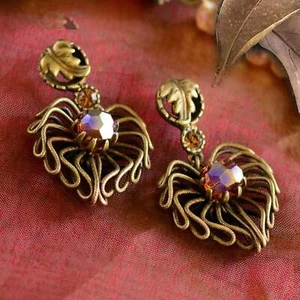 Sweet Romance Autumn Leaves Heart Fall Harvest Post Earrings ~Handmade in USA~ - Picture 1 of 4