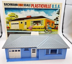 Vintage Plasticville O/S 1852-100 Ranch House. Blue with Grey Roof - Picture 1 of 10