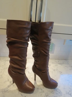 竹制时尚及膝棕色靴子 Marcella-22 松弛无带衬里 9 码 — 第 1/4 张图片