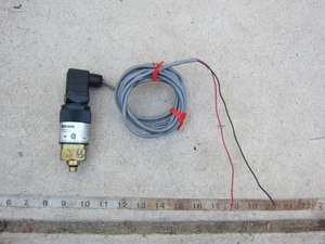 Barksdale 96201-BB2-T2-P1 Pressure Switch, Used - Picture 1 of 2
