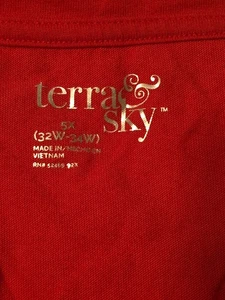 Women’s Plus Terra and Sky Size 5x Cherry Red Long Sleeve Tshirt - Picture 1 of 5