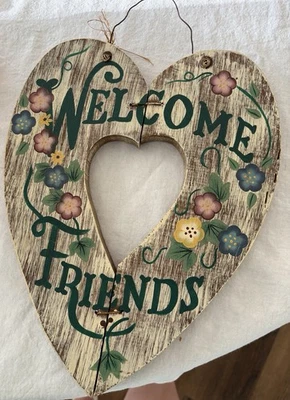 Rustic Welcome Door Sign Hand painted Heart Shape Vintage - Image 1 of 4