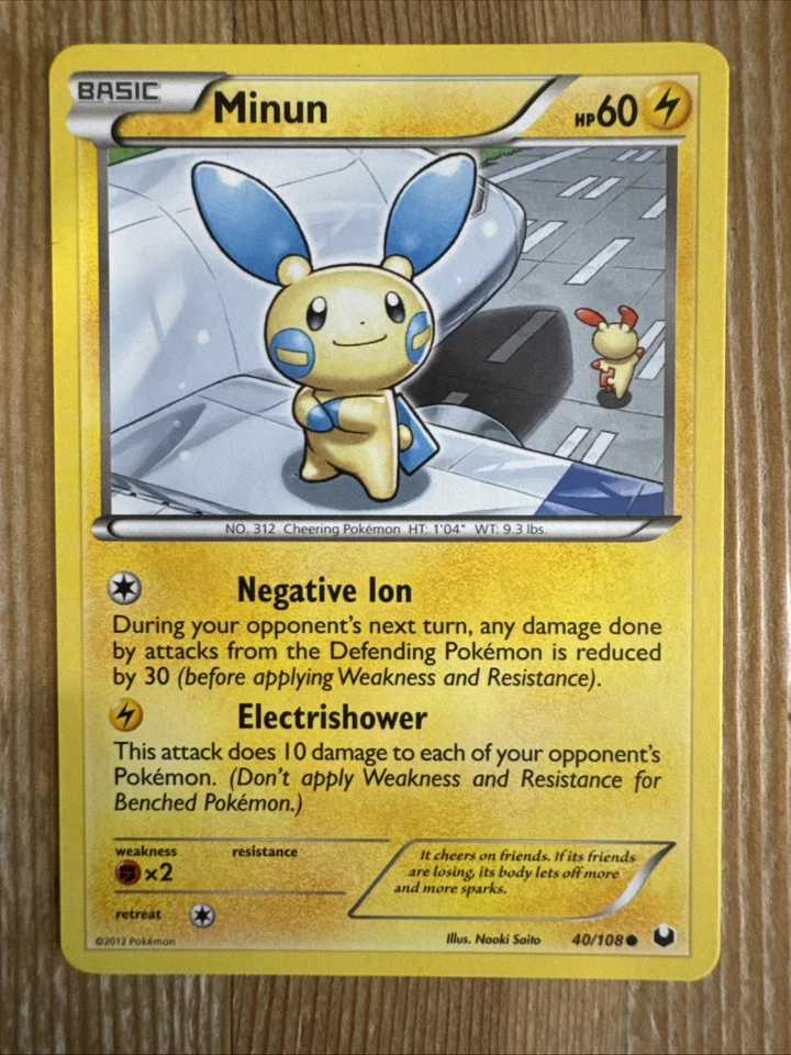 Minun 040/108 Common Dark Explorers Pokemon Card NM - Image 1 of 2