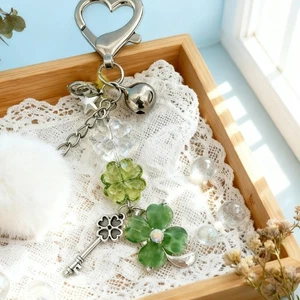 Millennial Star Beaded Keychain Vintage Charm for Phone Bag Good Luck Gift - Picture 1 of 10