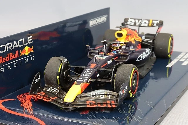 Minichamps 417220501 1/43 RED BULL RB18 MAX VERSTAPPEN GAGNANT MIAMI GP 2022