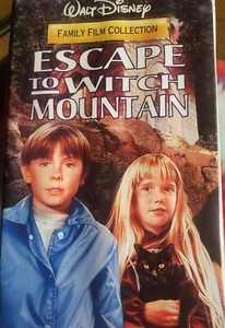Escape to Witch Mountain by Alexander Key (1979, Trade Paperback) - Picture 1 of 4