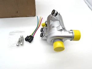 Electric Engine Water Pump W/Bolts For BMW 328i 128i 528i 528xi Z4 X3 X5 - Picture 1 of 4