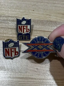 Vintage 1988 1986 1985 NFL Football Shield Logo Collector Hat Backpack Lapel Pin - Picture 1 of 5