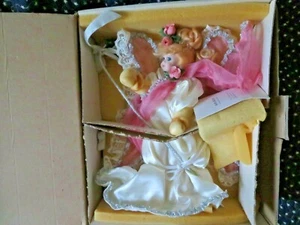 KAIS AMERICAN PORCELAIN ANGEL DOLL "Michella" by Janis Berard NEW. - Picture 1 of 7
