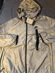 NIKE TECH WOVEN PACKABLE LINED #247 KHAKI HOODIE JACKET SIZE L MEN NWT $150.00 - Picture 1 of 8