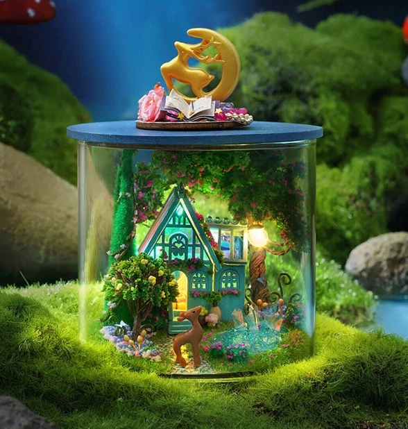 Wizardi Miniature Roombox Kit - Abundant Moment Dollhouse Kit