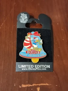 Disney Pin 58259 WDW Happy Holidays 2007 Yacht Club Resort Donald Duck LE 750 - Picture 1 of 2