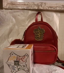 Universal Studios Harry Potter Mini Backpack Gryffindor NWT & HP desk notes lot - Picture 1 of 13