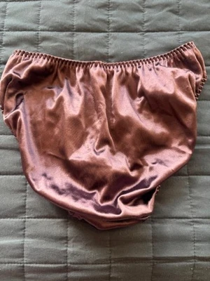 Vintage Maidenform Rendezvous Satin Panty Large Purple - Image 1 of 4