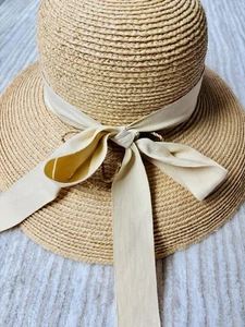 Cappello Helen Kaminski classico in paglia di rafia nastro naturale fiocco cappello da sole Australia A+ - Foto 1 di 4