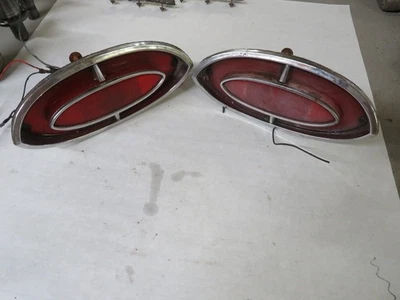 62 Oldsmobile Dynamic 88 1962 conjuntos de luces traseras bisel lente ~ par Foto 1 de 4