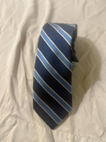 Picture 1 of 6