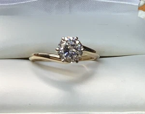 14 K Solid Yellow Gold Ring W. 6 mm CZ - Picture 1 of 9
