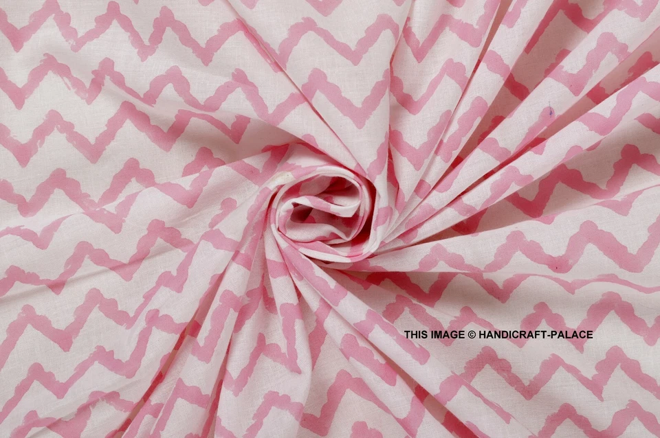 Tela de algodón hecha a mano india con estampado Chevron a mano por yarda Voile para correr Foto 1 de 3