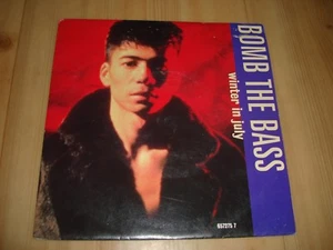 BOMB THE BASS -  WINTER IN JULY  (RHYTHM KING 7")   - Bild 1 von 3