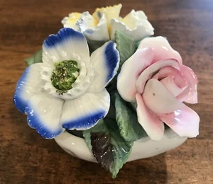 Royale Stratford Fine Bone China Floral Bouquet - EUC - Picture 1 of 7