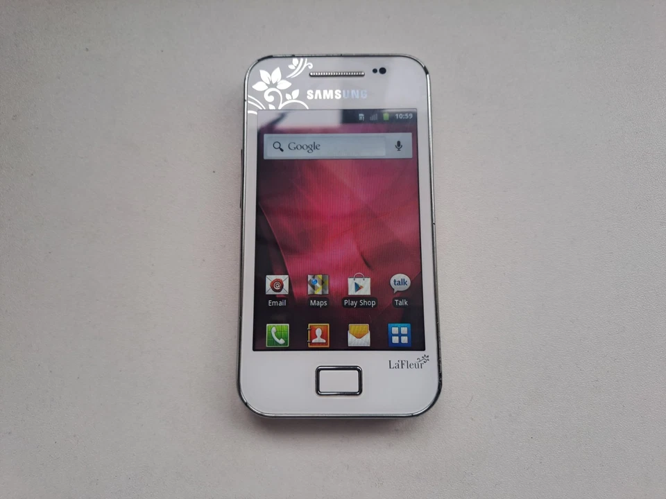 Samsung Galaxy Ace LaFleur GT-S5830i - White (Network Unlocked) Smart Phone - Image 1 of 2