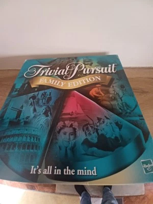 HASBRO “TRIVIAL PURSUIT” FAMILY EDITION BOARD GAME (2001) - Image 1 of 4